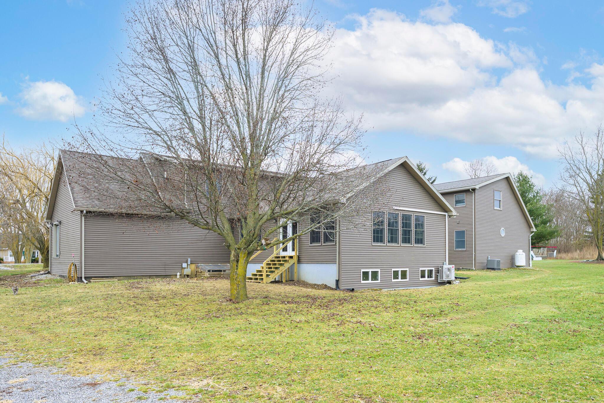 23481 Fairmount Road Waynesfield, OH 45896 - Photo 59 of 76 23481 Fairmount Road (58)