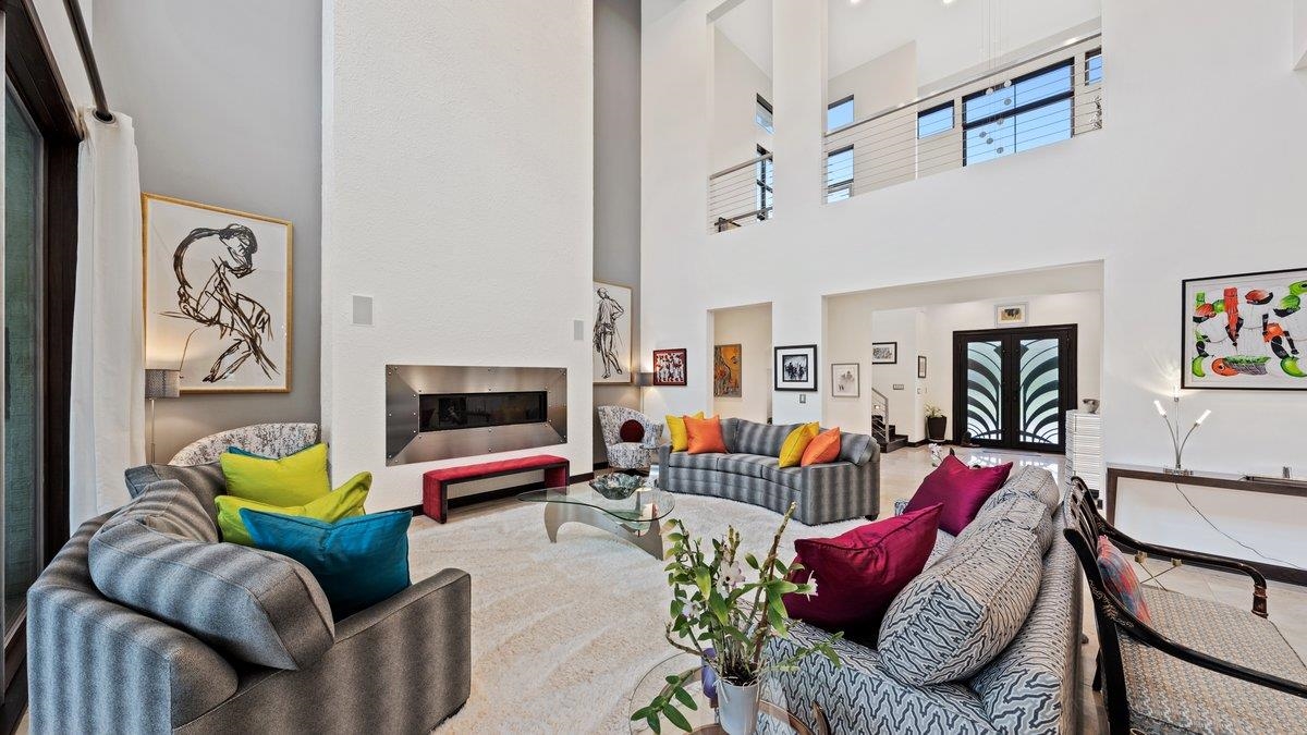 9942 Legends Drive Collierville, TN 38139 - Photo 9 of 40 a living room with furniture and wooden floor