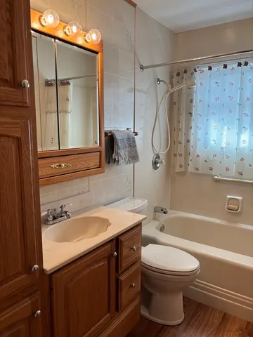 $187,000 | 71 227th Place, Steger, IL 60475