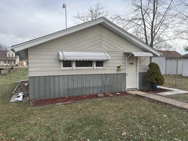 $189,000 | 71 227th Place, Steger, IL 60475