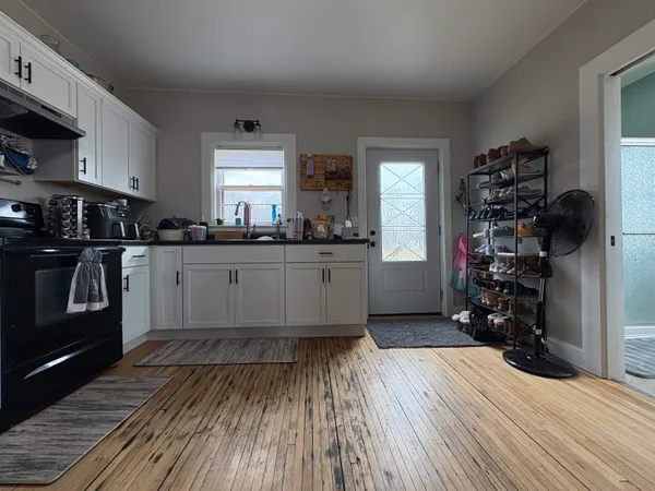 $299,999 | 555 Pecor Street, Oconto, WI 54153