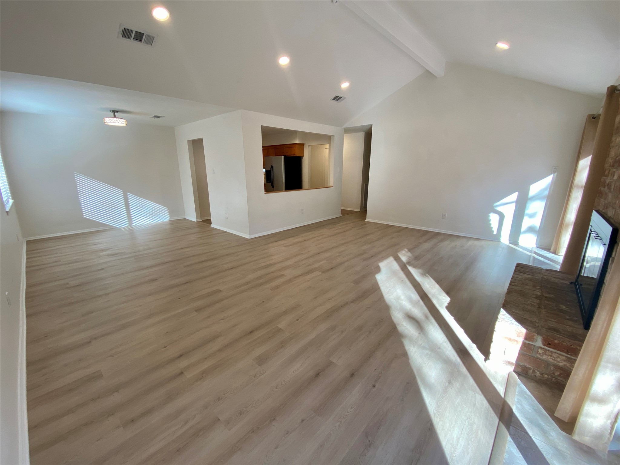 2 North Waxberry Road The Woodlands, TX 77381 - Photo 6 of 28
