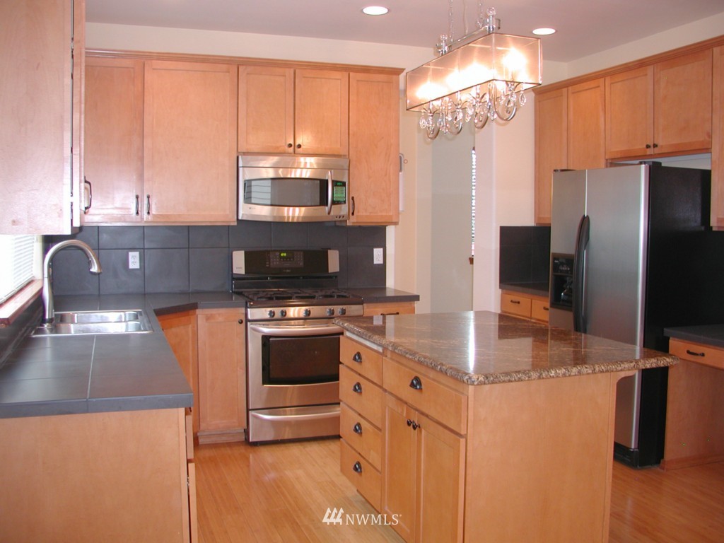 18717 3rd Avenue West Bothell, WA 98012 - Photo 13 of 25