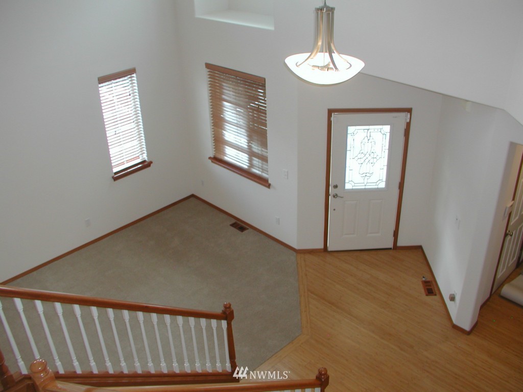 18717 3rd Avenue West Bothell, WA 98012 - Photo 7 of 25