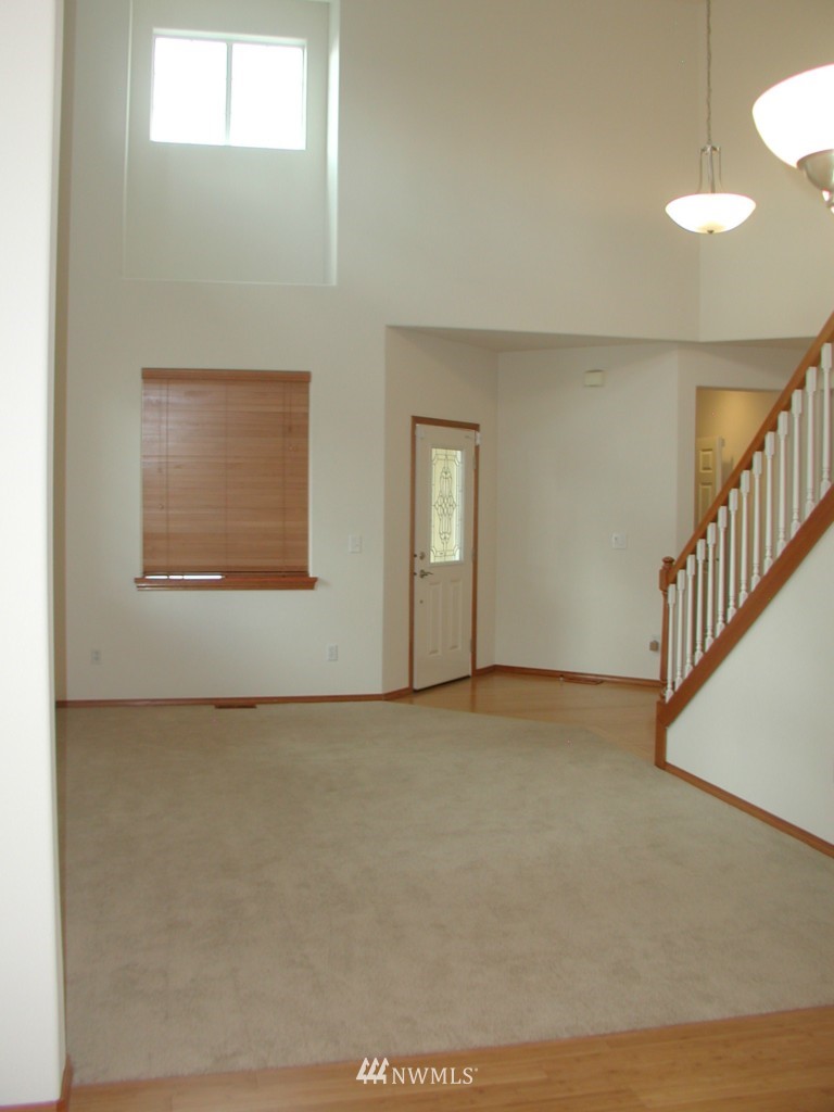 18717 3rd Avenue West Bothell, WA 98012 - Photo 10 of 25