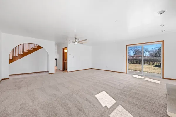 $799,999 | 725 Eighth Avenue, Addison, IL 60101