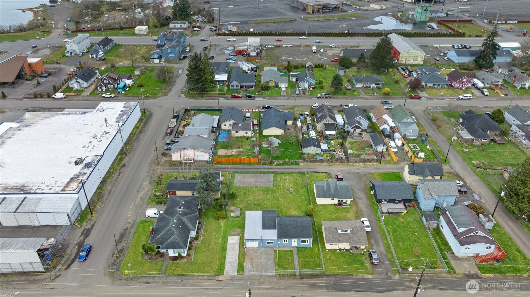 608 West Scott Street Aberdeen, WA 98520 - Photo 29 of 32