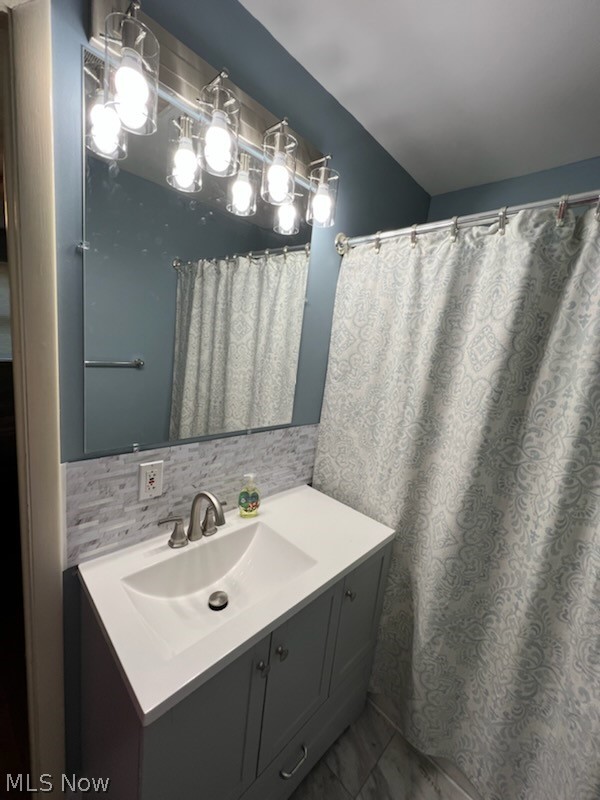 34435 Pettibone Road Solon, OH 44139 - Photo 11 of 30 Master bath on-suite