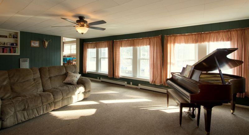 289 Rockcliff Road Rupert, WV 25984 - Photo 23 of 46 Gallery Image 23