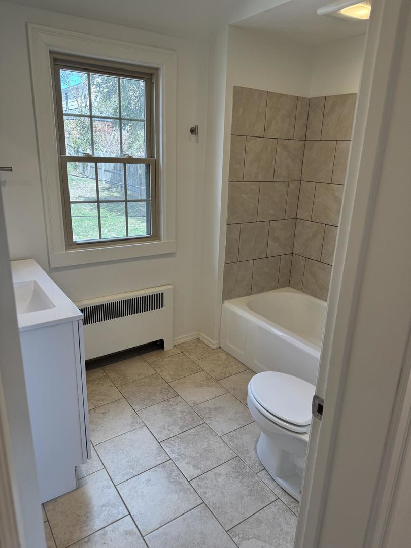 1312 West Sunset Avenue Decatur, IL 62522 - Photo 13 of 28 Gallery Image 13