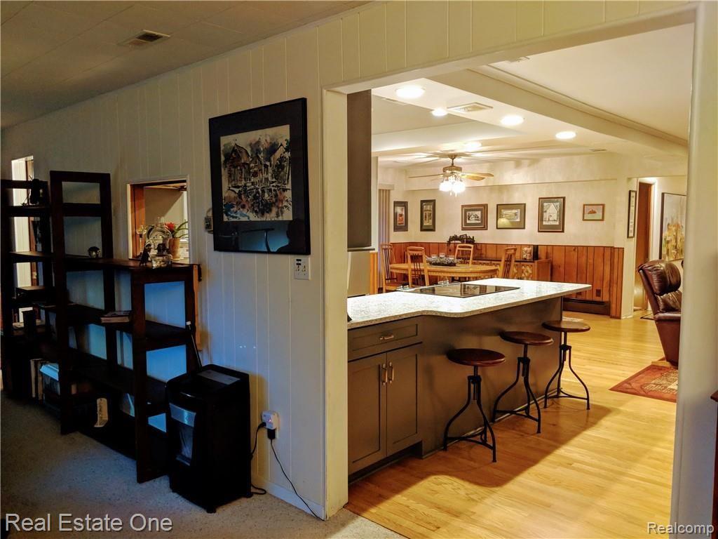 1249 Green Ridge Road Rochester Hills, MI 48309 - Photo 17 of 38