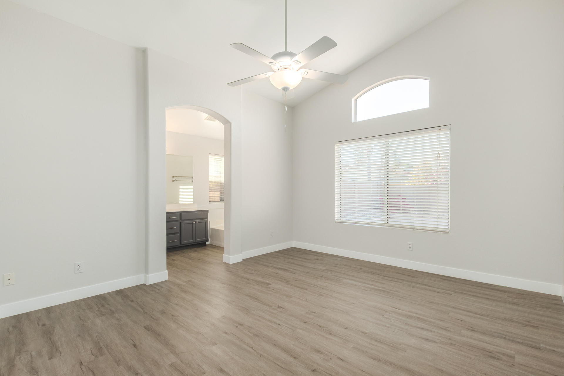 2220 East Escuda Road Phoenix, AZ 85024 - Photo 13 of 25 0013-Escuda 13