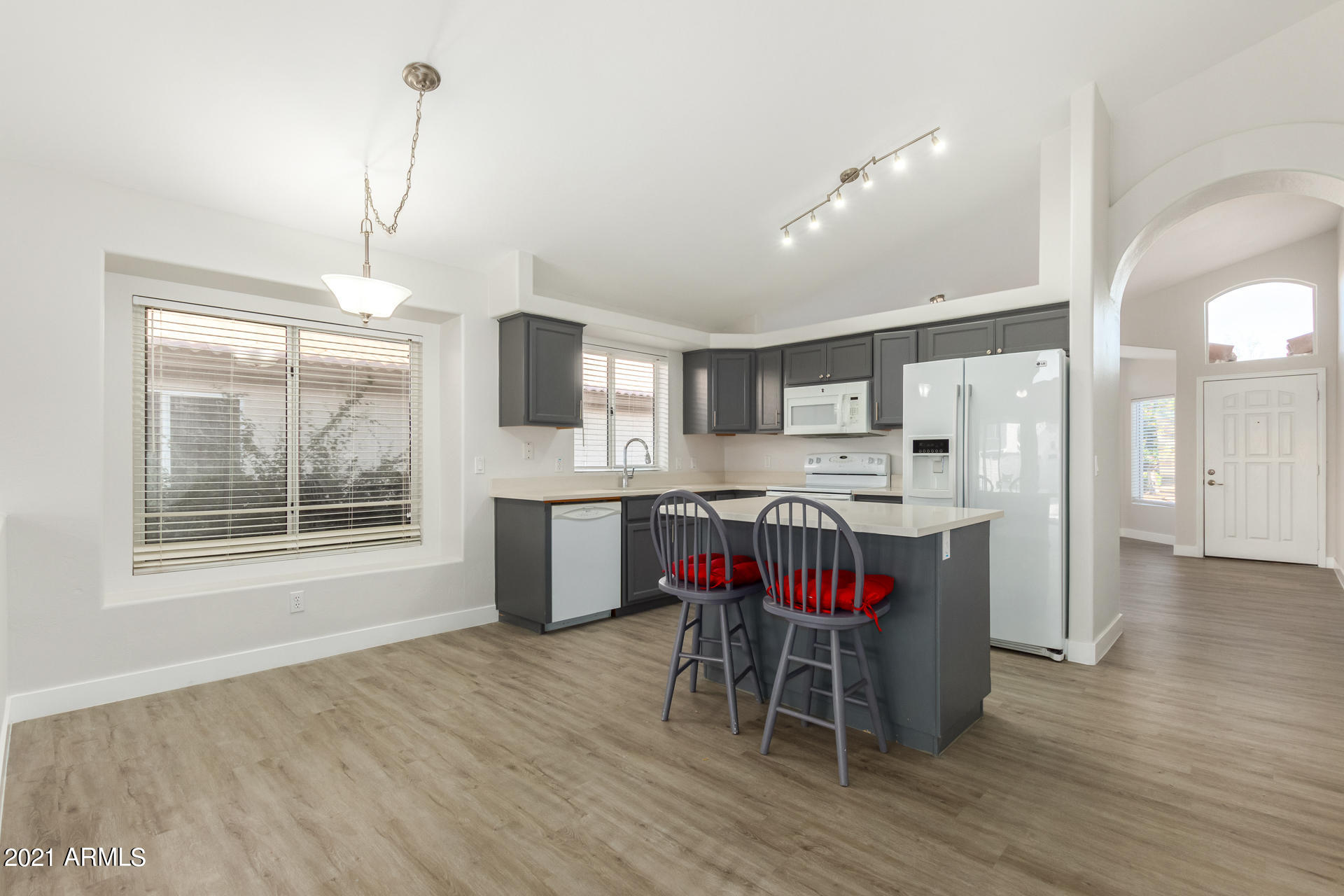 2220 East Escuda Road Phoenix, AZ 85024 - Photo 8 of 25 0008-Escuda 8