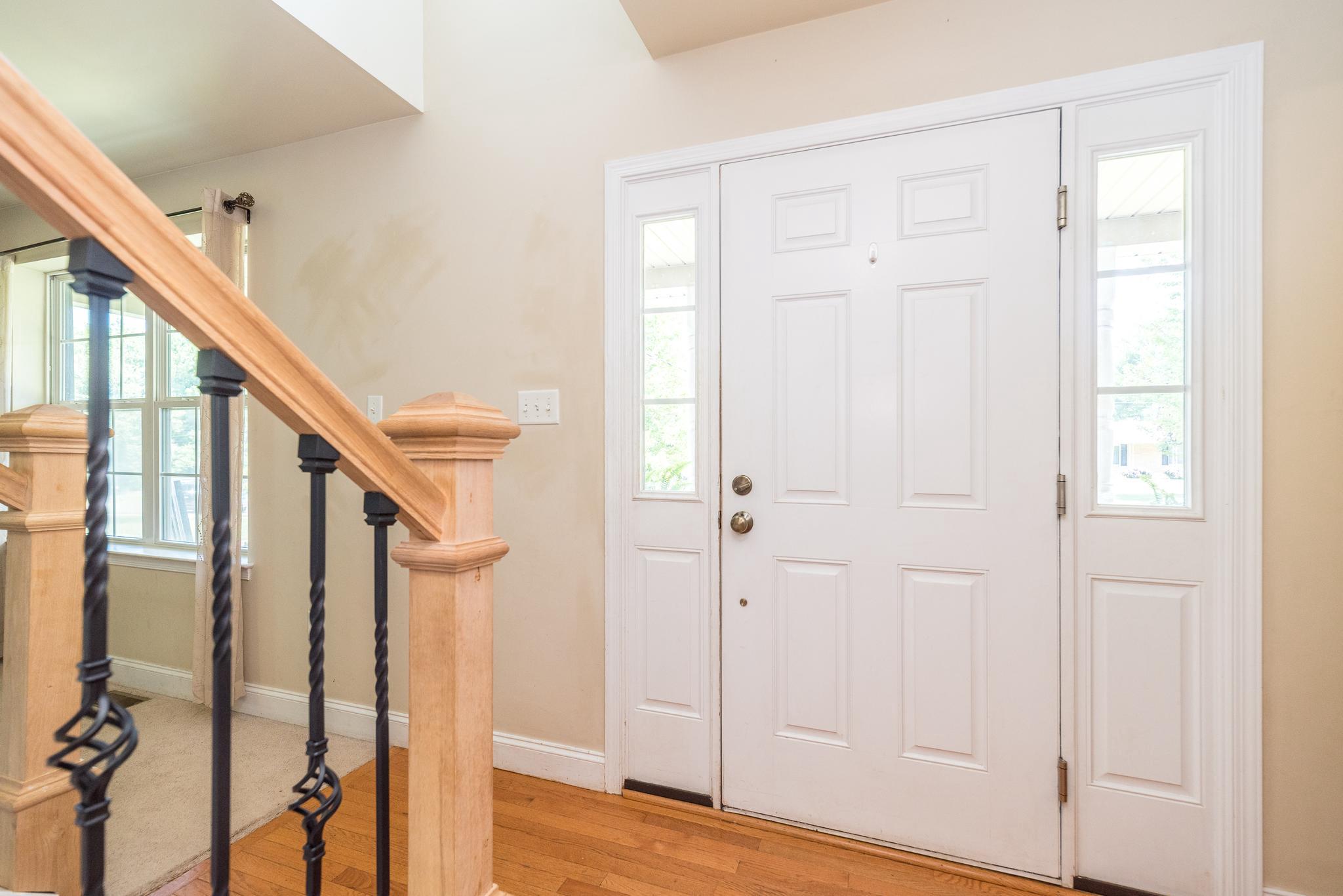 650 Oak Park Road Hatfield, PA 19440 - Photo 11 of 73 Entryway