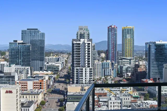 $849,900 | 555 Front Street, Unit 2201, San Diego, CA 92101