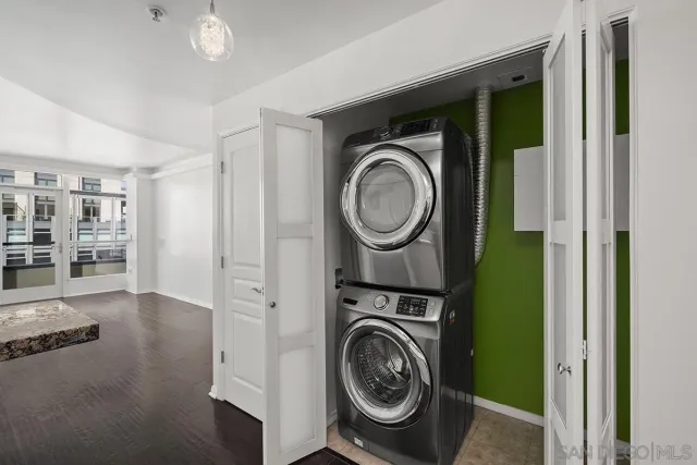 $849,900 | 555 Front Street, Unit 2201, San Diego, CA 92101