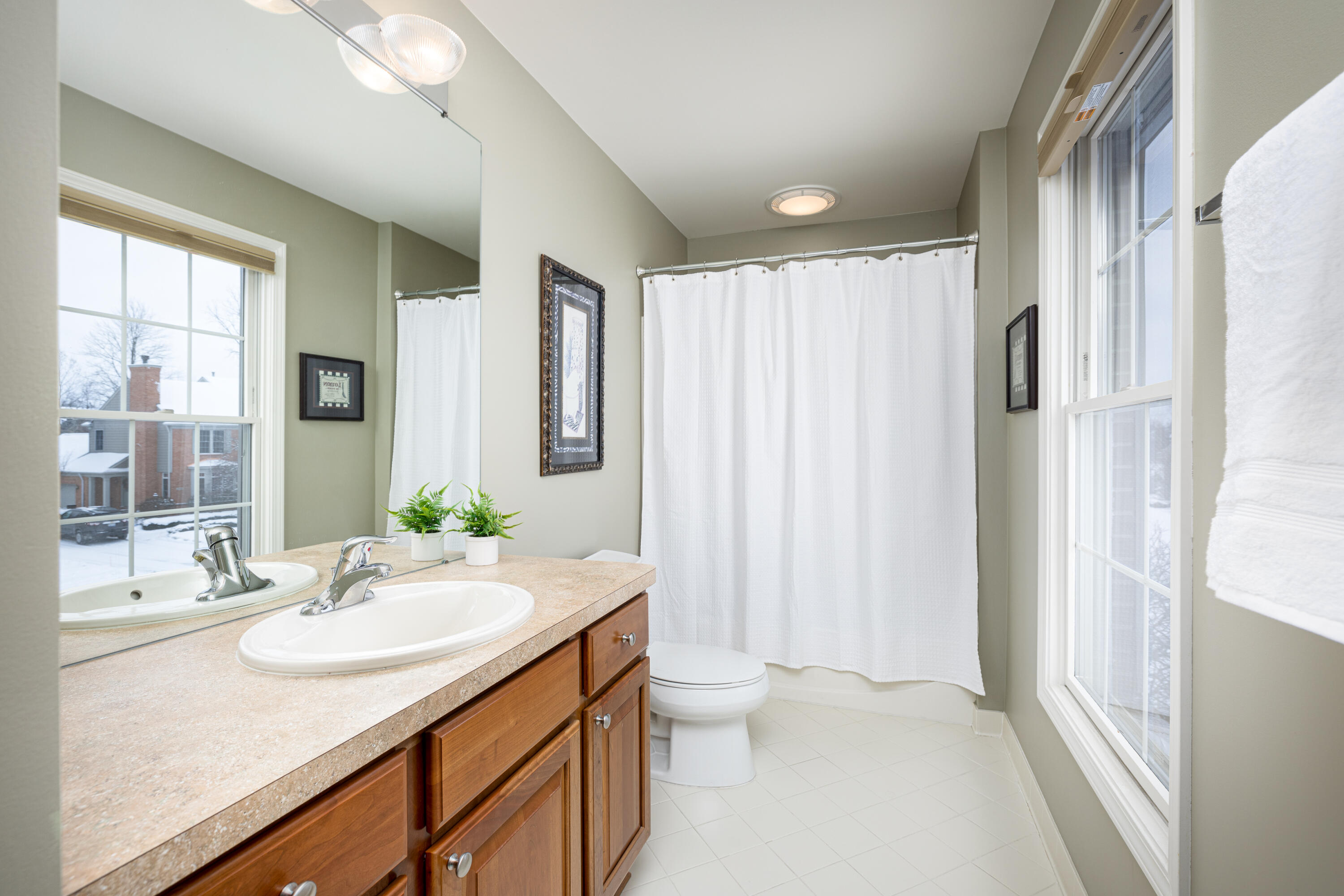 48484 Antique Road Canton, MI 48187 - Photo 54 of 73 48484 Antique Rd (34 of 57)