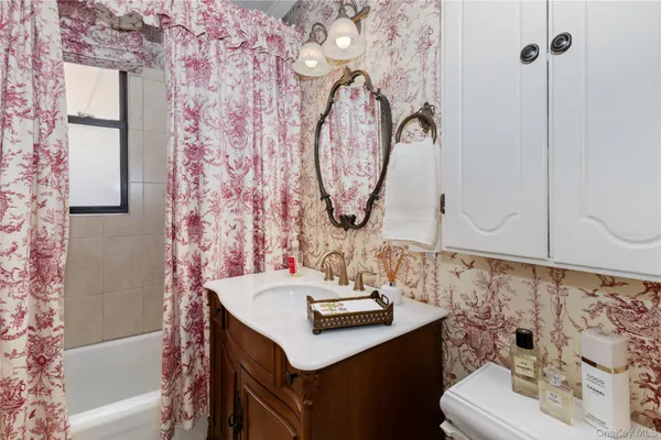 $307,000 | 35 Parkview Avenue, Unit 1D, Bronxville, NY 10708