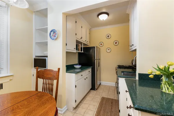 $307,000 | 35 Parkview Avenue, Unit 1D, Bronxville, NY 10708