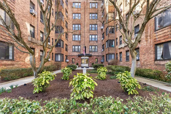 $307,000 | 35 Parkview Avenue, Unit 1D, Bronxville, NY 10708