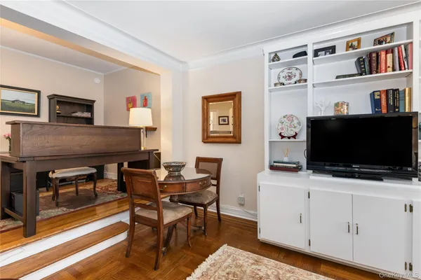 $307,000 | 35 Parkview Avenue, Unit 1D, Bronxville, NY 10708