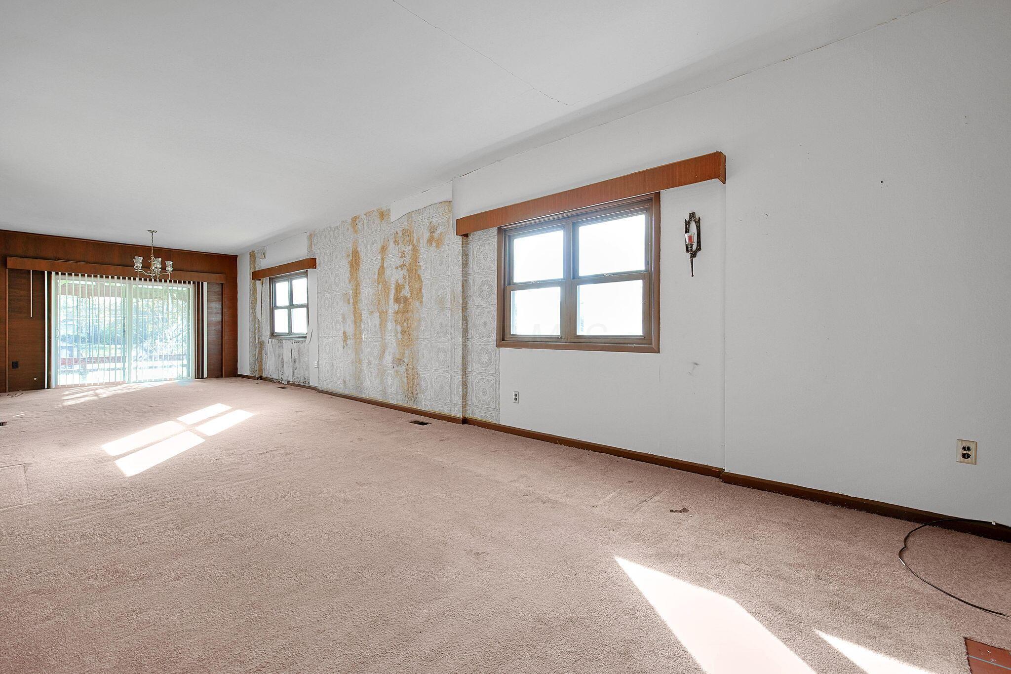 11802 Main Street Adelphi, OH 43101 - Photo 7 of 43 10-web-or-mls-11802-main-st