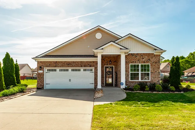 $425,000 | 812 Mesa Verde Place, Gallatin, TN 37066