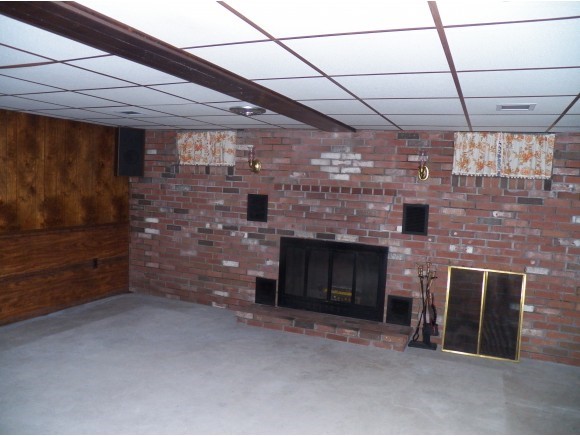 25 Hammond Road Deerfield, NH 03037 - Photo 14 of 18