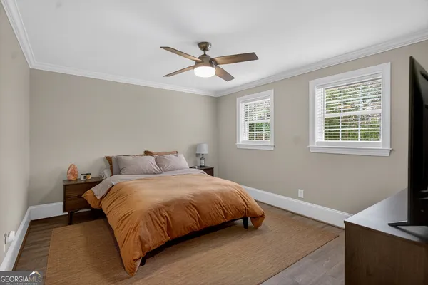 a sign on the side of the road