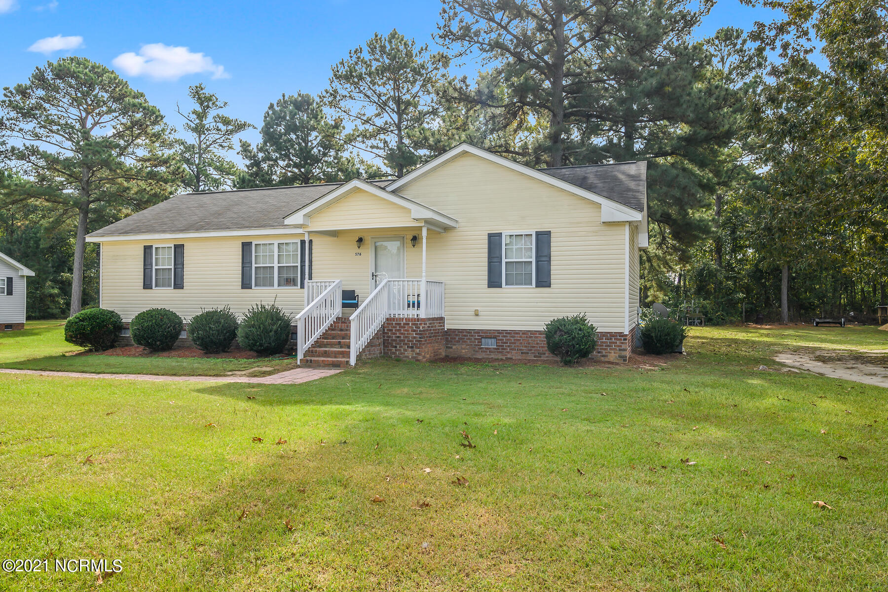 576 Bronty Road Greenville, NC 27834 - Photo 2 of 30 576 Bronty Road-00003