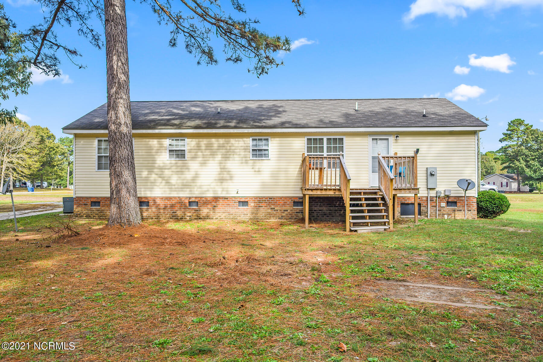 576 Bronty Road Greenville, NC 27834 - Photo 6 of 30 576 Bronty Road-00007