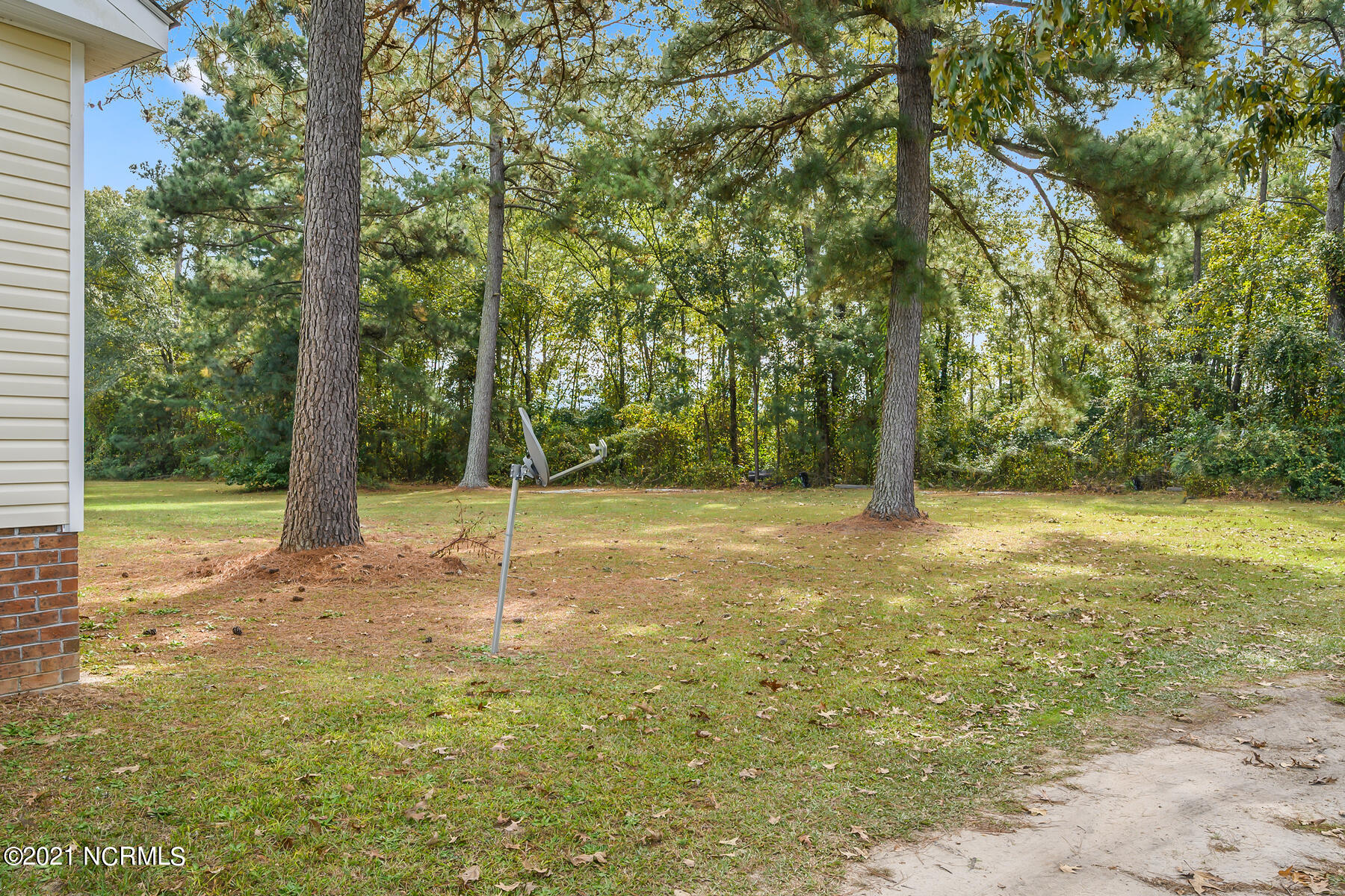 576 Bronty Road Greenville, NC 27834 - Photo 7 of 30 576 Bronty Road-00005