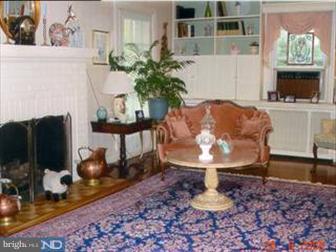 289 Bickley Road Glenside, PA 19038 - Photo 3 of 5 Gallery Image 3