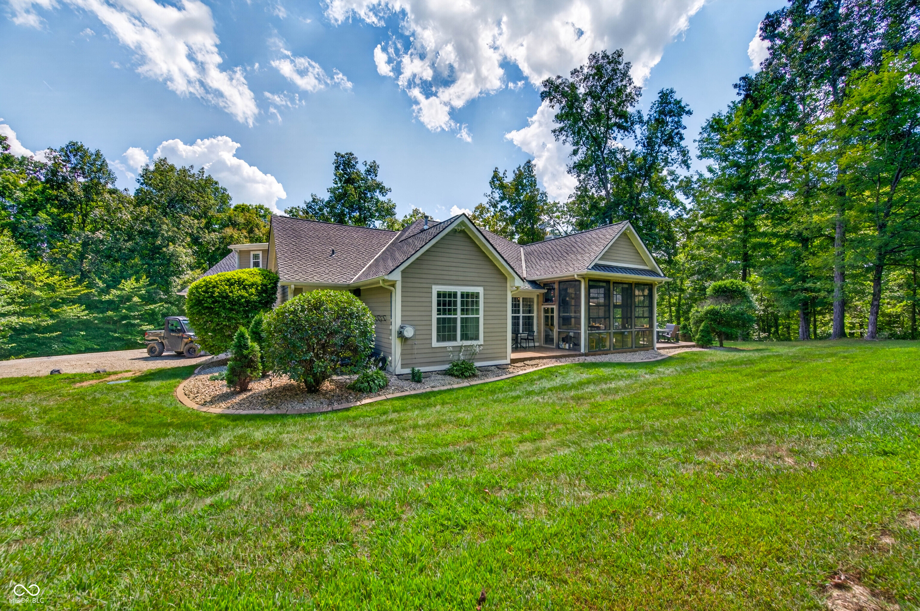 8700 West Georgetown Road Columbus, IN 47201 - Photo 112 of 175 Gallery Image 112