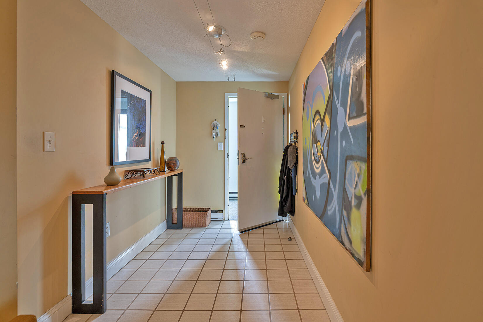 340 Eastern Promenade, Unit 252 Portland, ME 04101 - Photo 15 of 21 Mudroom