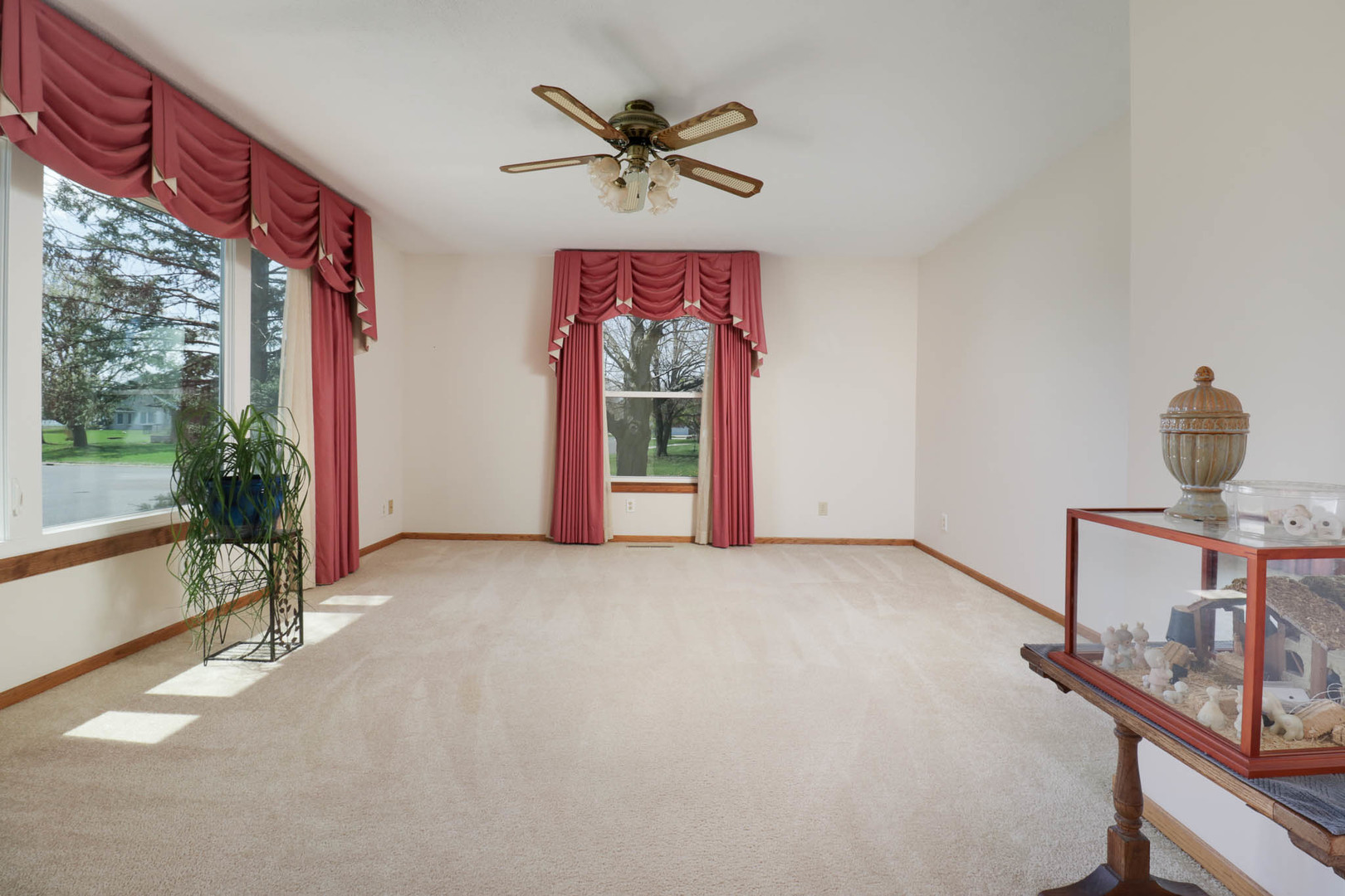 1 Millard Court Minier, IL 61759 - Photo 4 of 34
