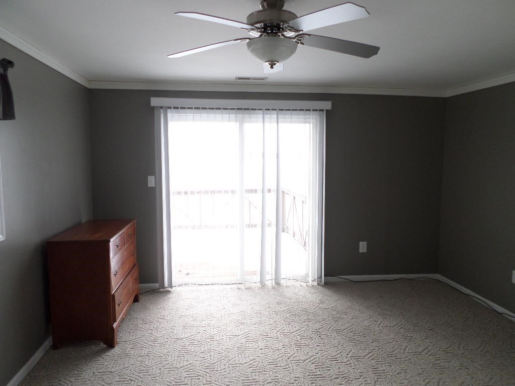 2119 Poets Drive Rochester, IN 46975 - Photo 8 of 12