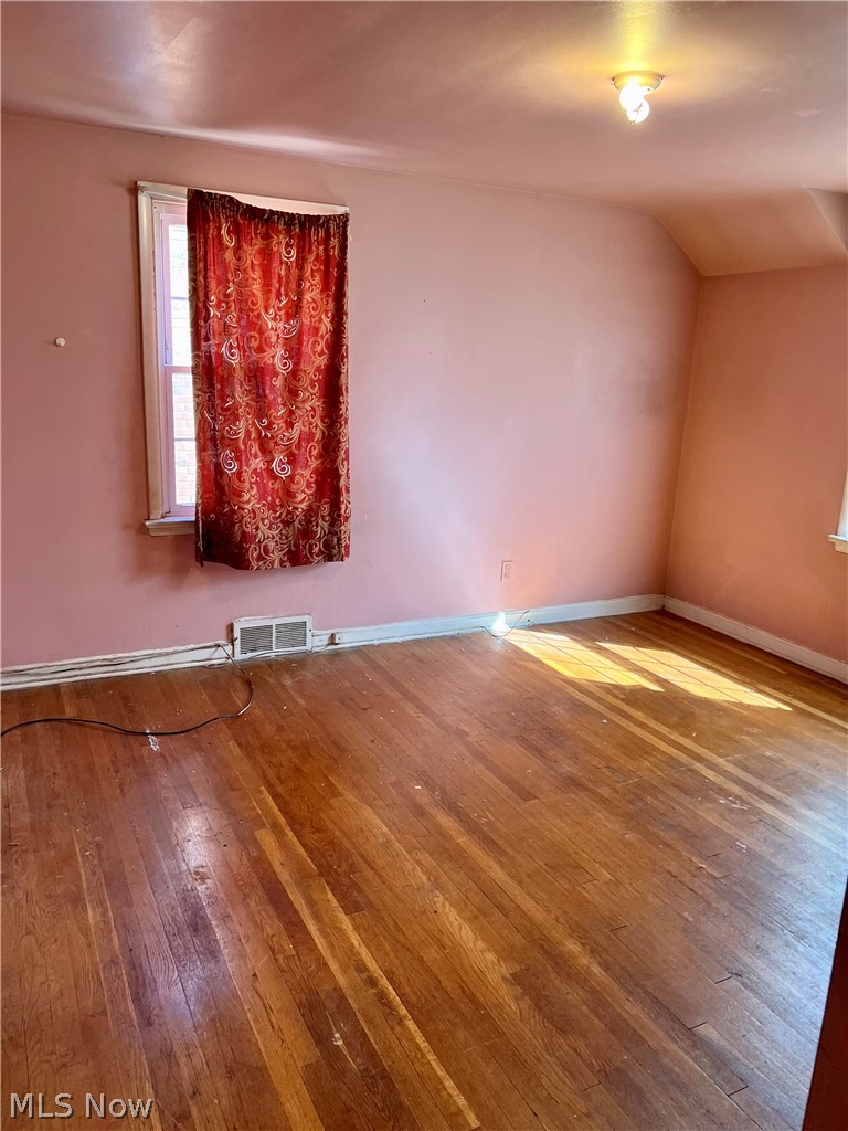 3696 Strathavon Road Shaker Heights, OH 44120 - Photo 20 of 24 Gallery Image 20