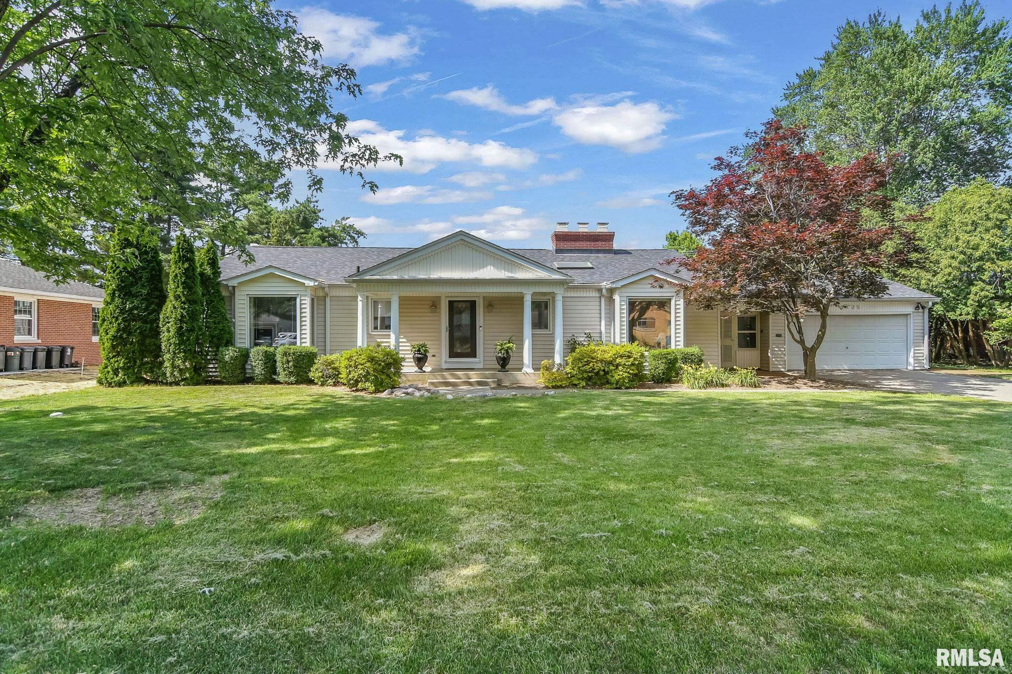 2125 Lindsay Road Springfield, IL 62704 - Photo 2 of 36