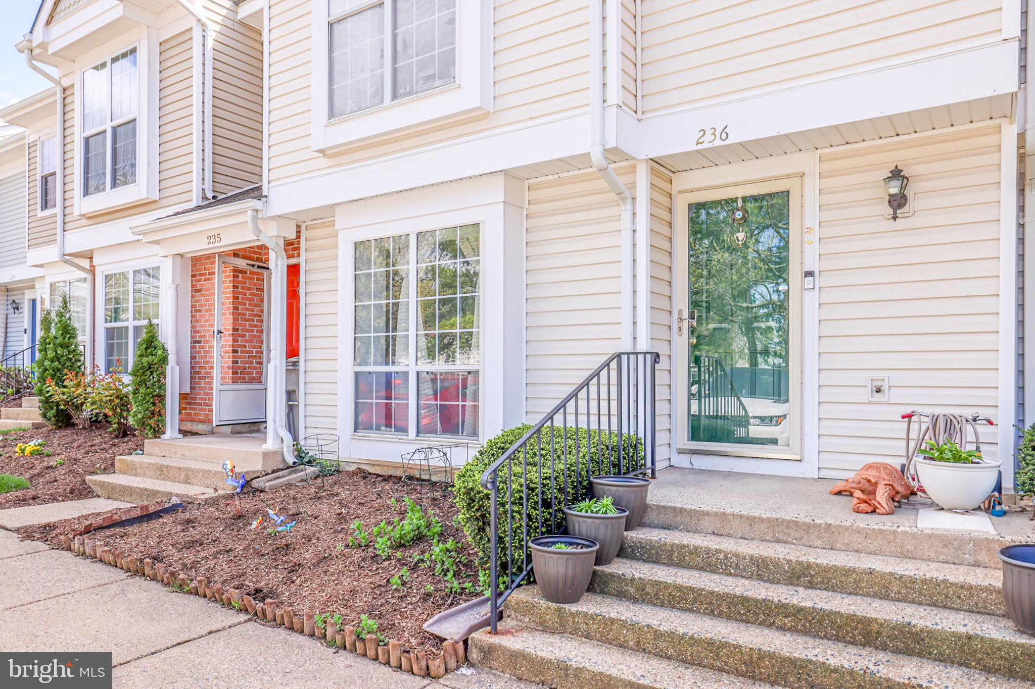 236 Coventry Square Sterling, VA 20164 - Photo 2 of 50