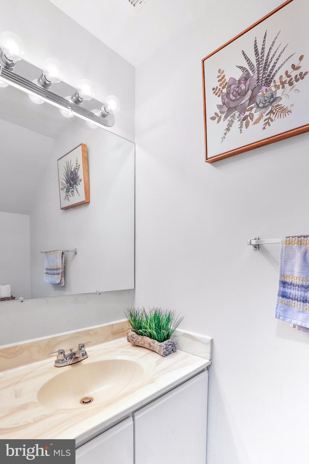 236 Coventry Square Sterling, VA 20164 - Photo 36 of 50