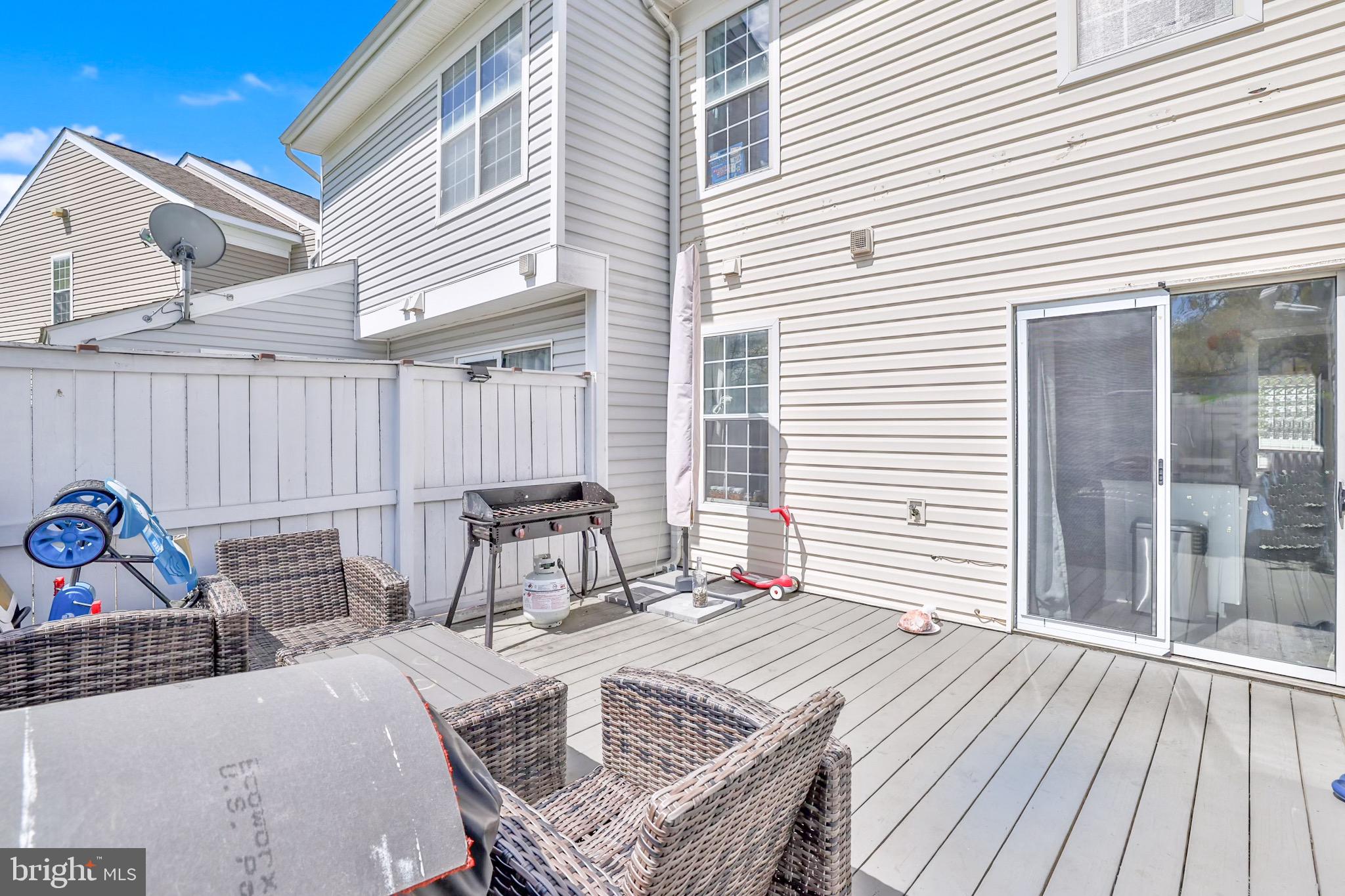 236 Coventry Square Sterling, VA 20164 - Photo 6 of 50