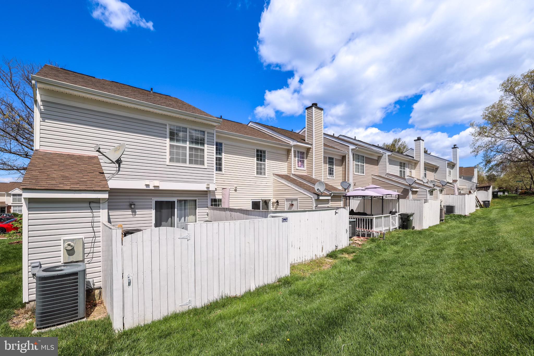 236 Coventry Square Sterling, VA 20164 - Photo 7 of 50