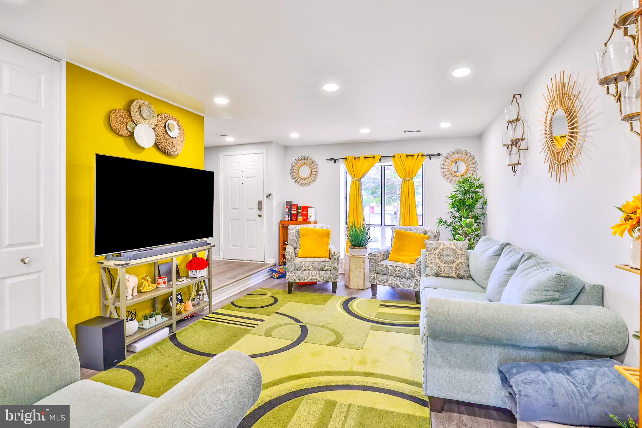 236 Coventry Square Sterling, VA 20164 - Photo 9 of 50