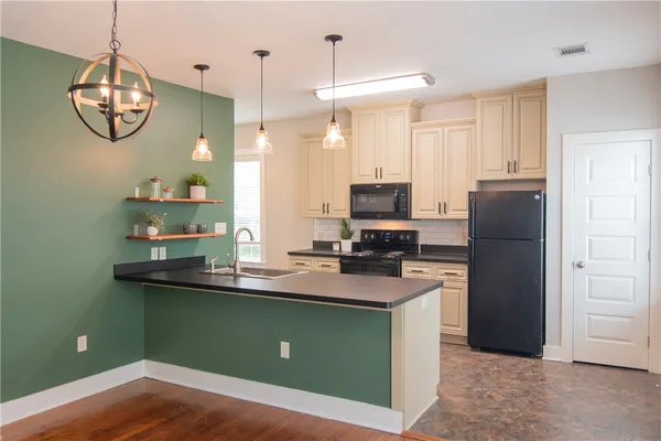 $1,600 | 509 East 24th Street, Unit B, Bryan, TX 77803