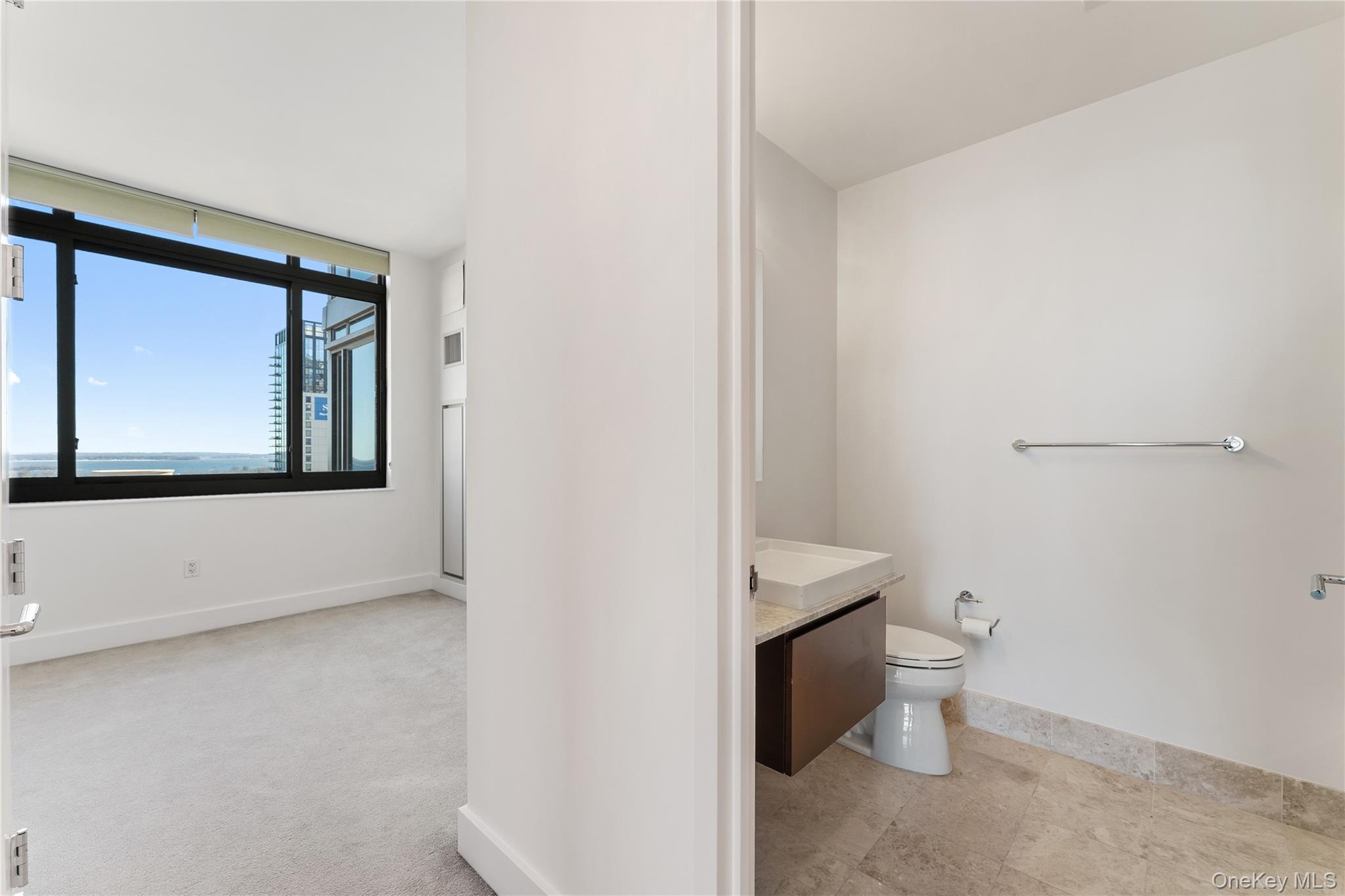 175 Huguenot Street, Unit 1702 New Rochelle, NY 10801 - Photo 11 of 20