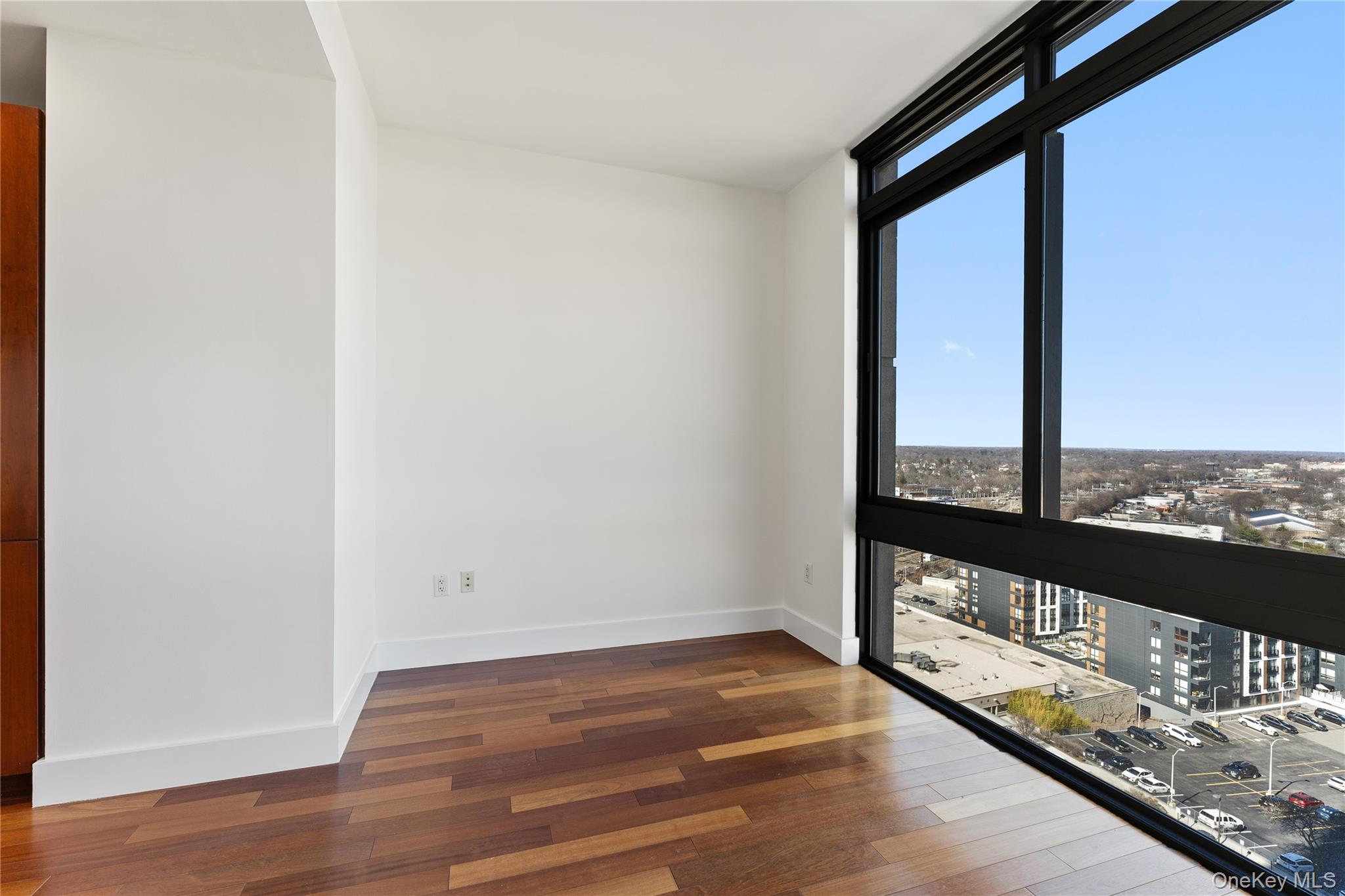 175 Huguenot Street, Unit 1702 New Rochelle, NY 10801 - Photo 4 of 20