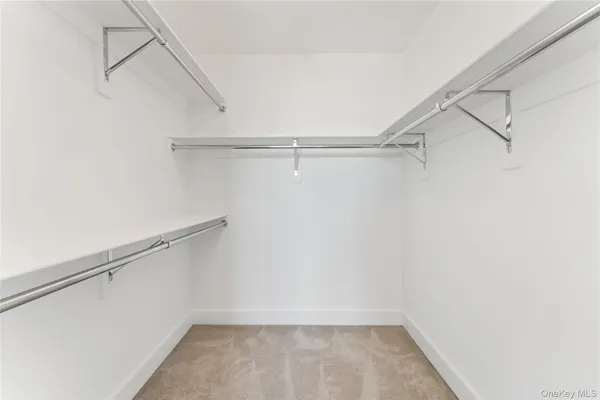 $4,700 | 175 Huguenot Street, Unit 1702, New Rochelle, NY 10801