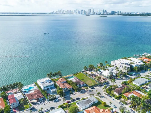 $5,995,000 | 1680 South Treasure Drive, North Bay Village, FL 33141