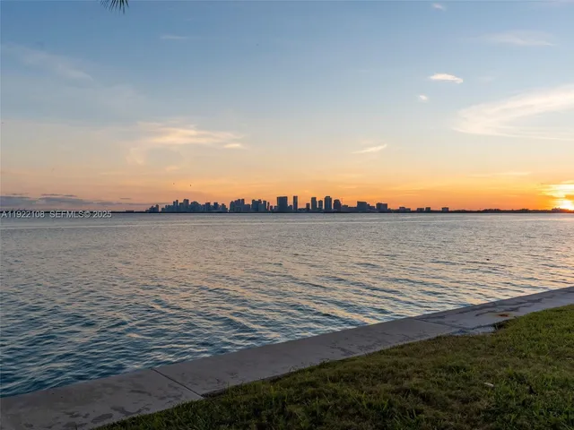 $5,995,000 | 1680 South Treasure Drive, North Bay Village, FL 33141